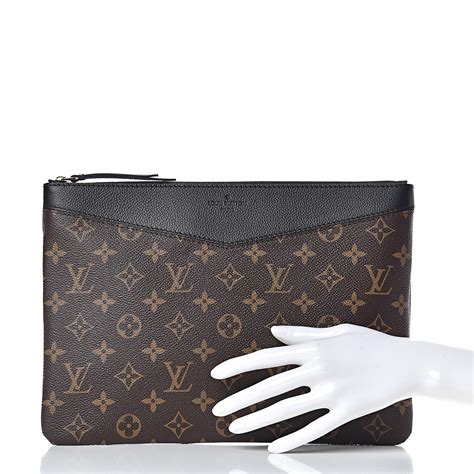 louis vuitton accessories pouch